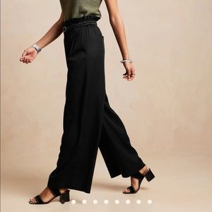 TENCEL WIDE-LEG PANT
